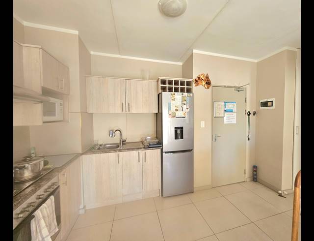 1 BEDROOM APARTMENT FOR SALE IN PINELANDS